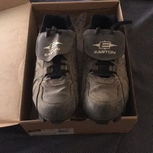 Men’s Easton softball shoes size 11